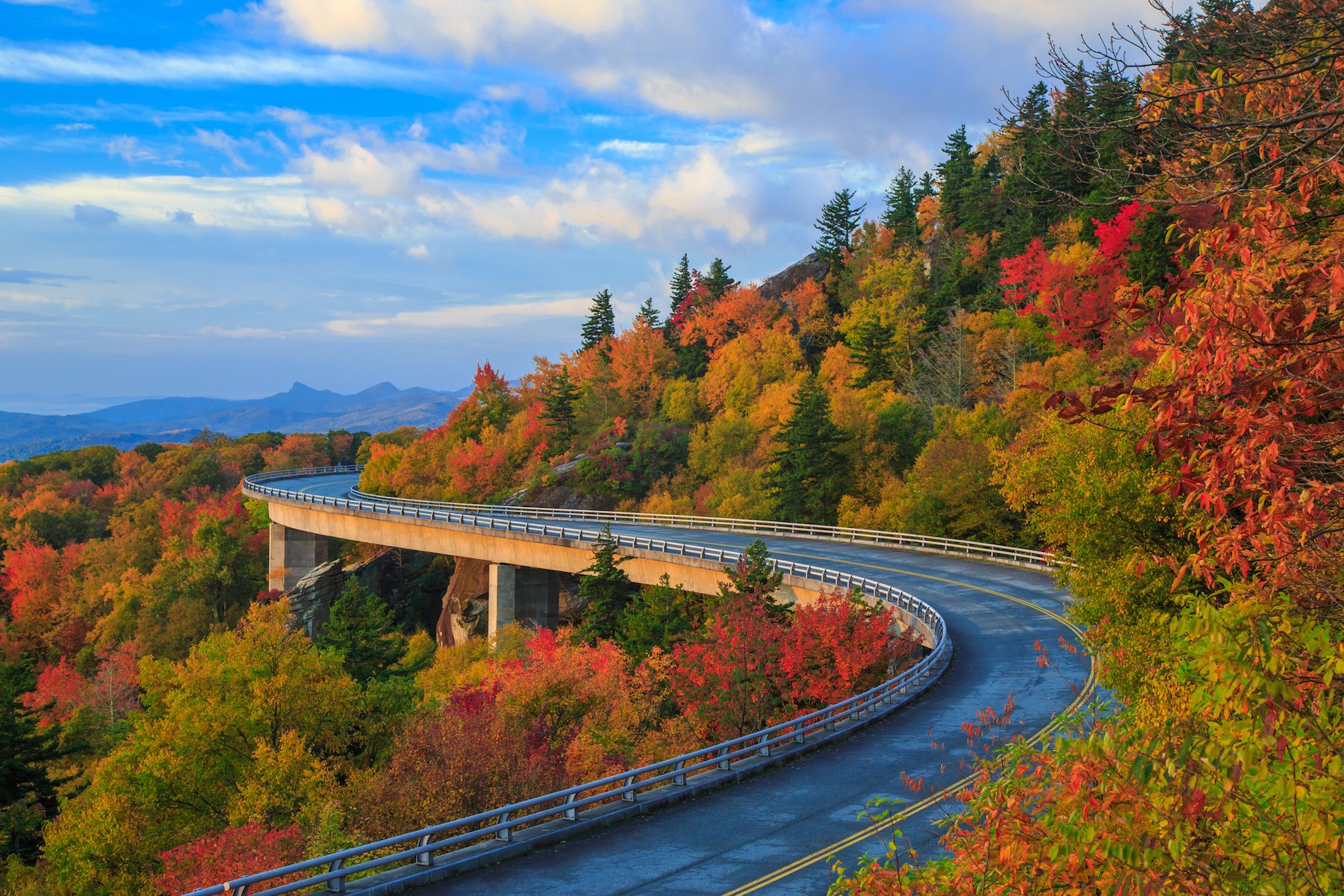 Winding road along the Blue Ridge Parkway with colorful autumn foliage