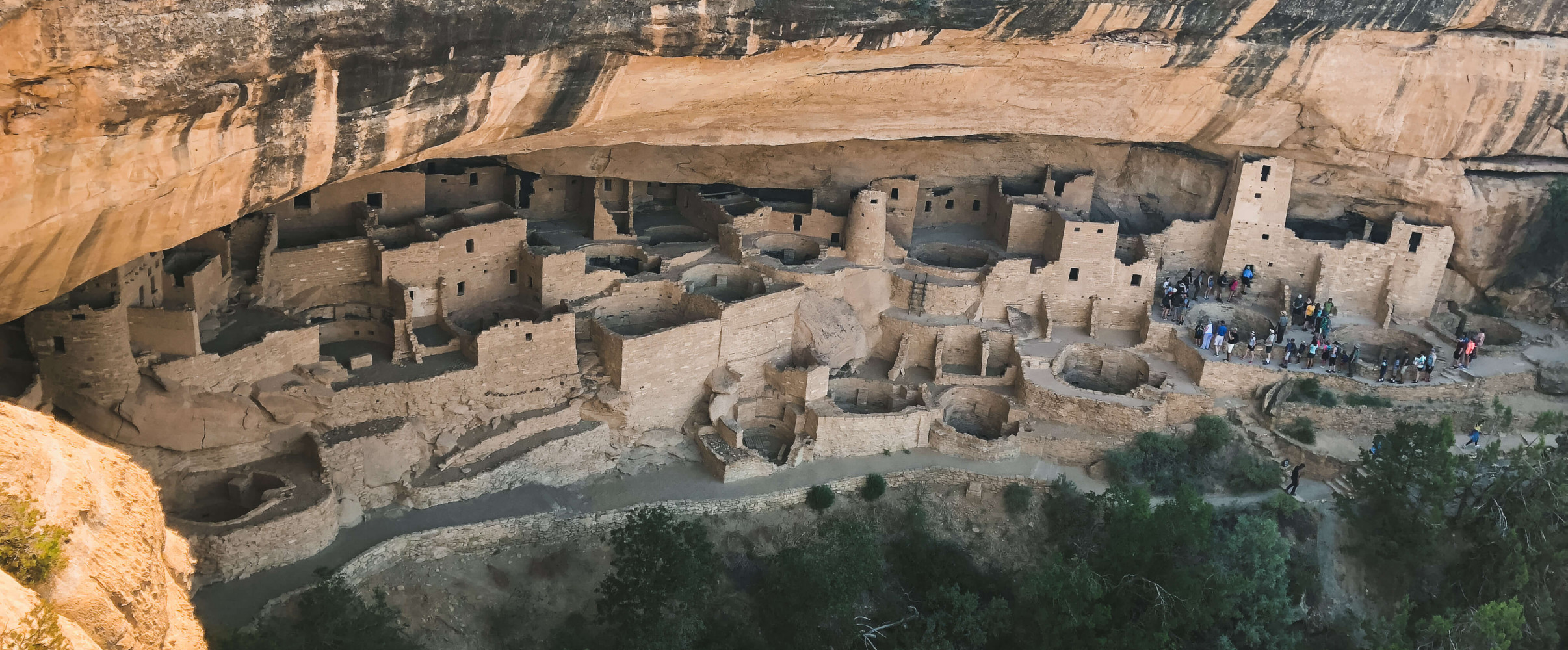Mesa Verde National Park cliff dwellings Colorado Ancient cliff dwellings built by Ancestral Puebloans at Mesa Verde National Park