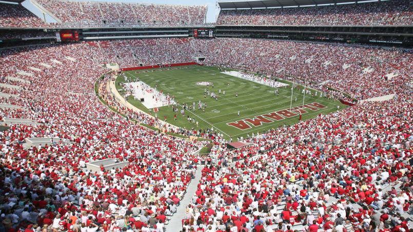 american football stadium packed crowd 15 Most Popular Sports in America Ranked by Fans, Revenue & Participation