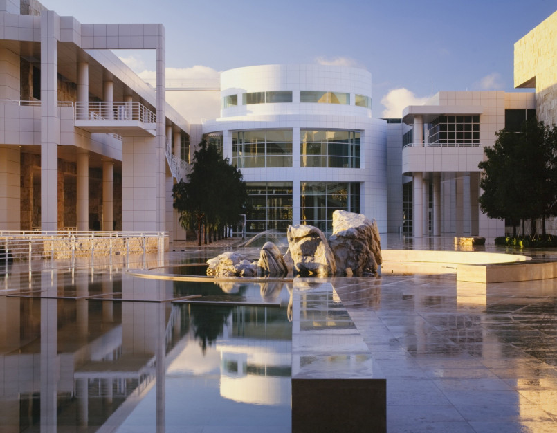 Getty Center Los Angeles architecture The distinctive modern architecture of the Getty Center with Los Angeles in the background