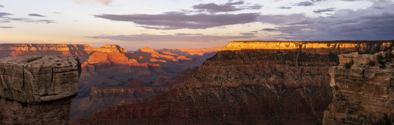 Dramatic sunset view over the vast expanse of the Grand Canyon from the South Rim