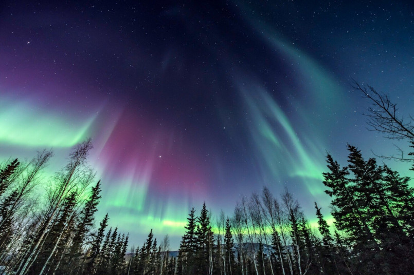 12 Best Places to See Northern Lights in USA (2024 Viewing Guide)
