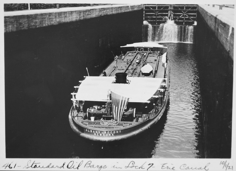 historic Erie Canal boats 10 Ways the Erie Canal Transformed American Trade and Commerce