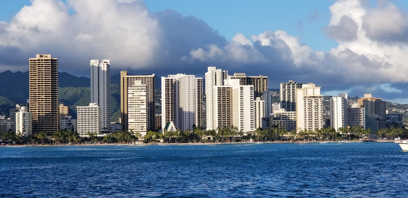 Honolulu Waikiki Beach skyline Honolulu skyline with Waikiki Beach, ocean, and Diamond Head crater in background