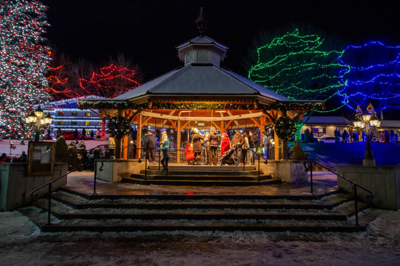Leavenworth Washington Christmas lights 11 Most Enchanting Towns in the US for Christmas Spirit