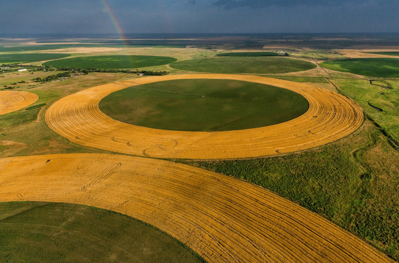 Modern farming Great Plains aerial view Aerial view of modern agricultural landscape shaped by Homestead Act settlement patterns