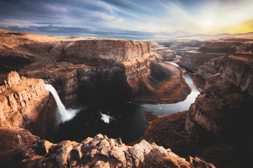 Palouse Falls Washington State sunset Palouse Falls plunging into circular canyon during golden hour