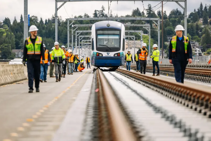 Seattle link light rail train Sound Transit light rail train on elevated tracks in Seattle