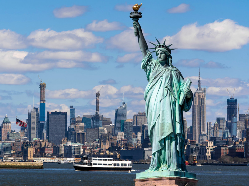 10 Iconic American Landmarks Everyone Should Visit At Least Once